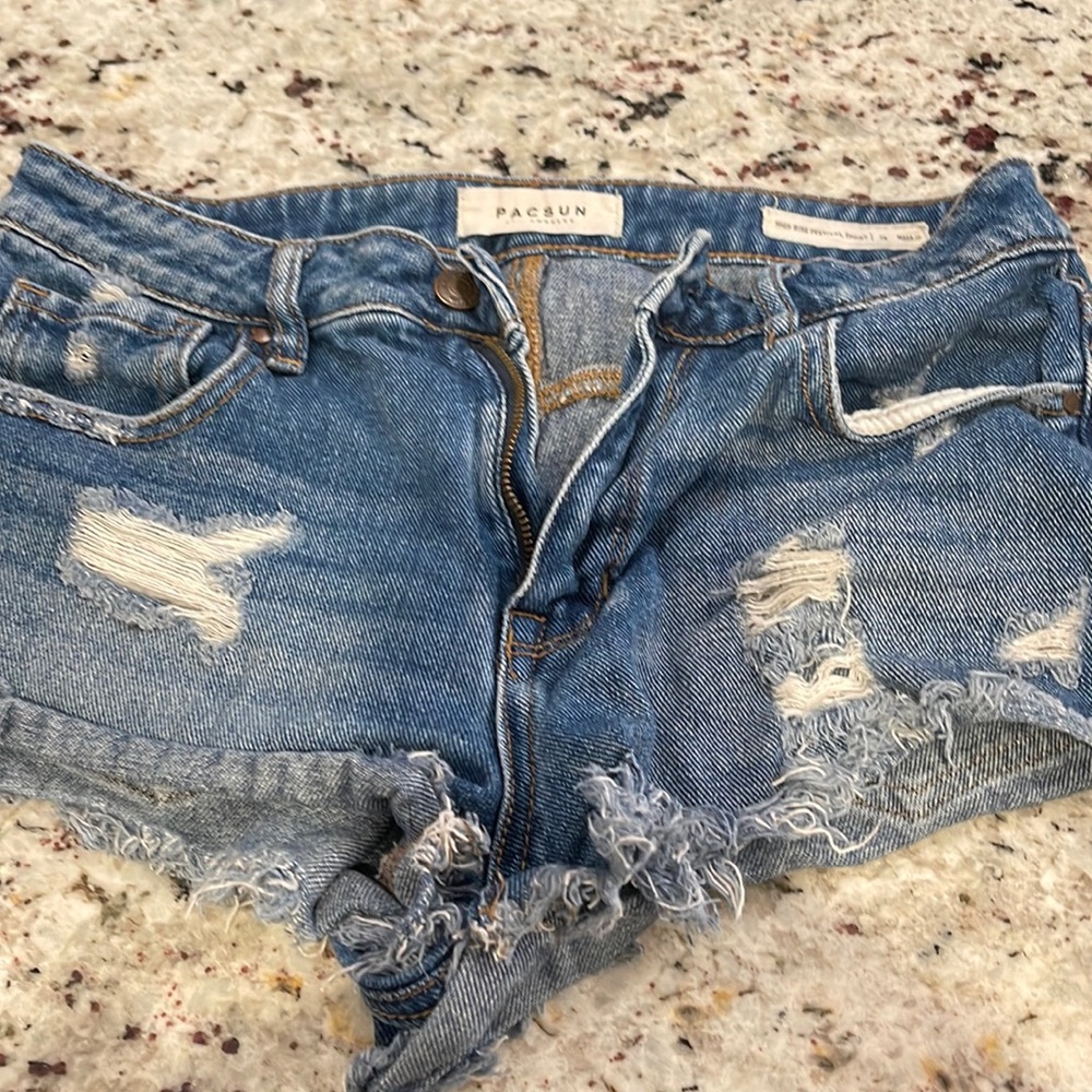 PACSUN Excellent condition size 26 Jean shorts